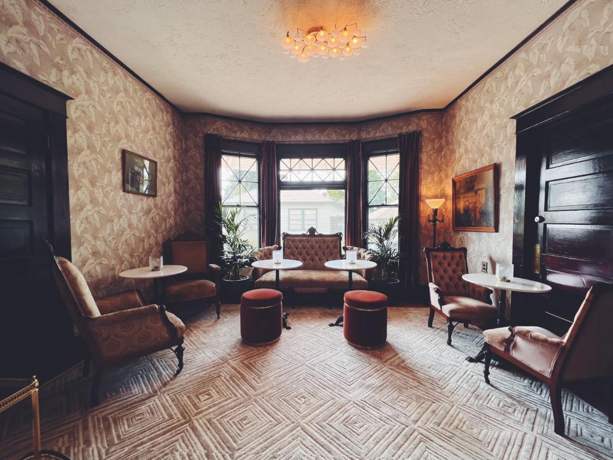 Bed and breakfast Marianna Stoltz House